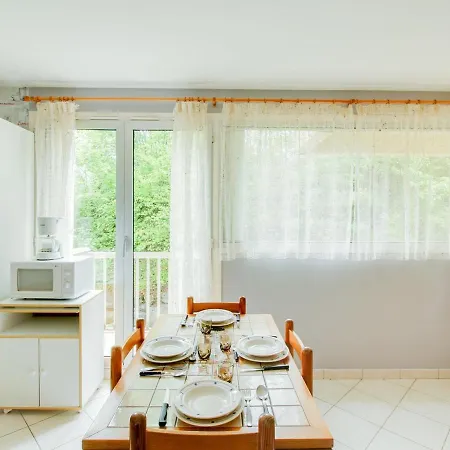 Διαμέρισμα A Cauterets: 4 Pers, Parking, Proche Telecabine Et Centre - Fr-1-401-48